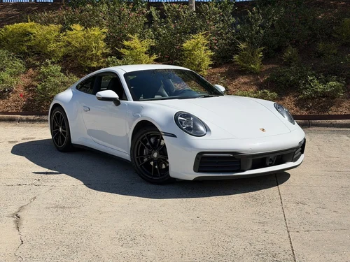 
           
        2020 Porsche 911 Carrera