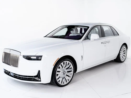 
           New 
        2025 Rolls-Royce Ghost