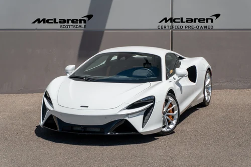 
           
        2026 McLaren Artura