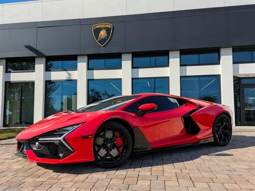 
           
        2025 Lamborghini Revuelto