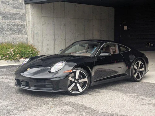 
           
        2025 Porsche 911 Carrera S