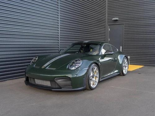 
           
        2026 Porsche 911 GT3 Touring