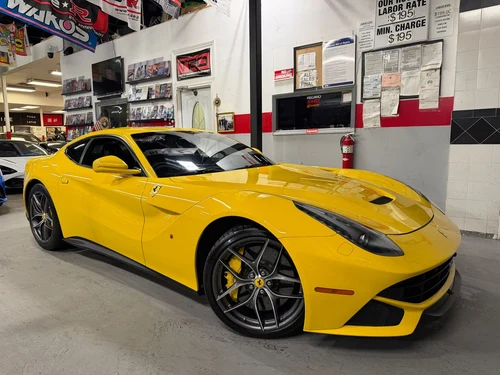 
           
        2015 Ferrari F12berlinetta