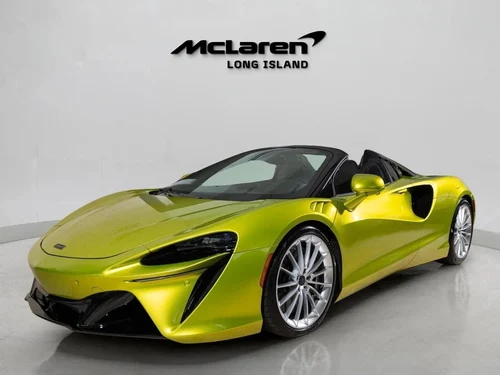 
           
        2025 McLaren Artura