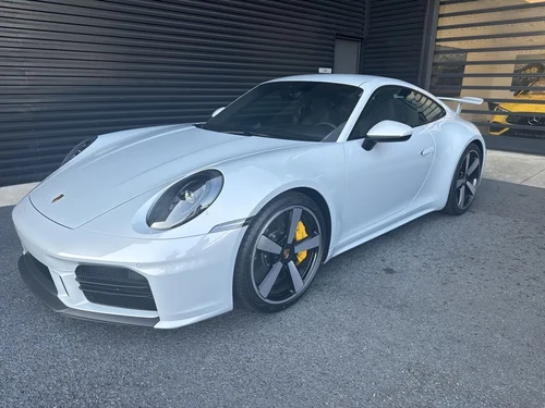 
           
        2026 Porsche 911 Carrera 4S
