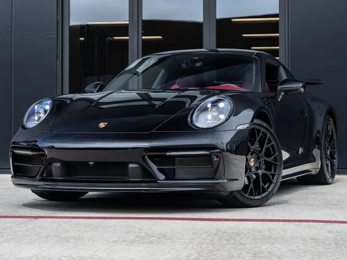 
           
        2024 Porsche 911 Carrera