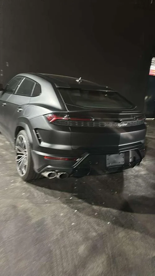 
           
        2025 Lamborghini Urus SE
