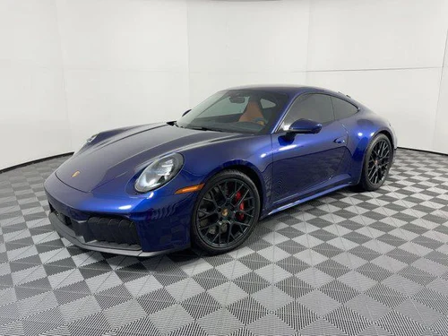 
           
        2026 Porsche 911 Carrera 4 GTS