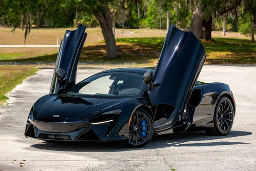 
           
        2023 McLaren Artura Performance