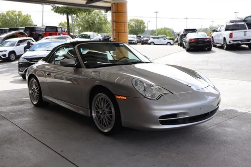 
           
        2005 Porsche 911 Carrera