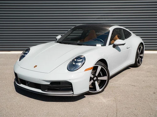 
           
        2026 Porsche 911 Carrera S