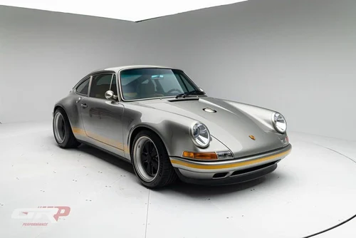 
           
        1990 Porsche 911 Reimagined by Singer