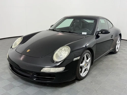 
           
        2006 Porsche 911 Carrera