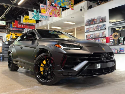 
           
        2024 Lamborghini Urus S