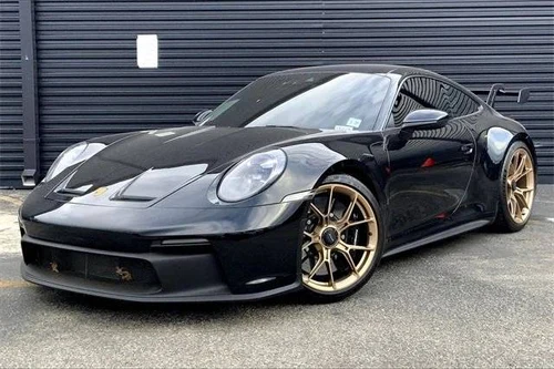 
           
        2022 Porsche 911