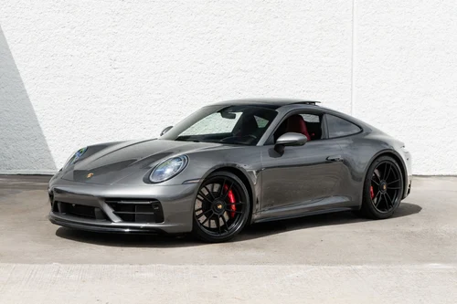 
           
        2024 Porsche 911 Carrera 4 GTS