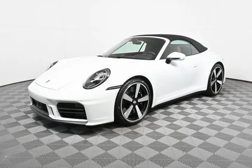 
           New 
        2025 Porsche 911 Carrera S