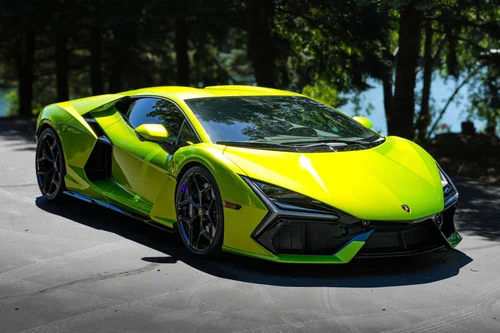 
           
        2025 Lamborghini Revuelto