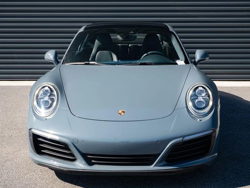 
           
        2017 Porsche 911 Carrera 4S