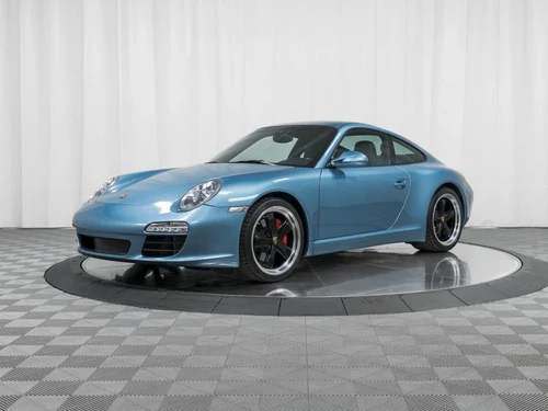 
           
        2010 Porsche 911