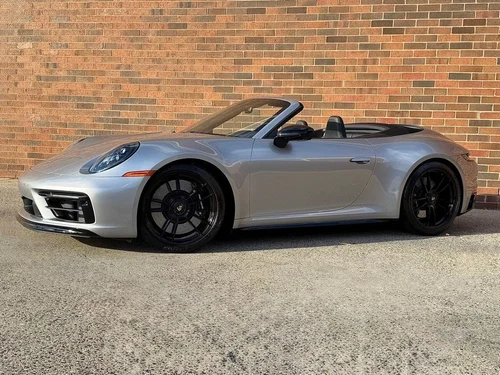 
           
        2024 Porsche 911 Carrera GTS