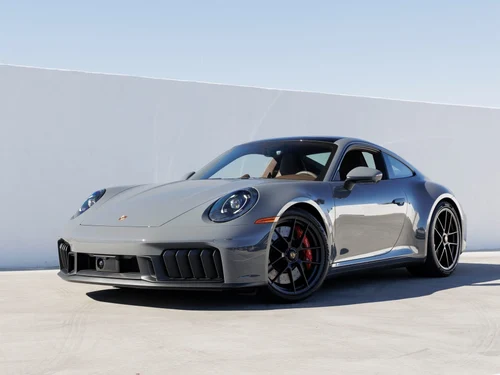 
           
        2025 Porsche 911 Carrera 4 GTS