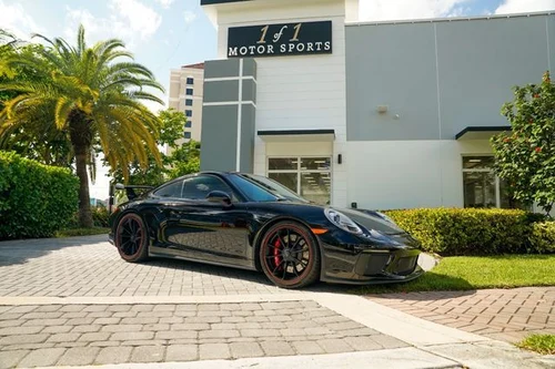 
           
        2018 Porsche 911 GT3