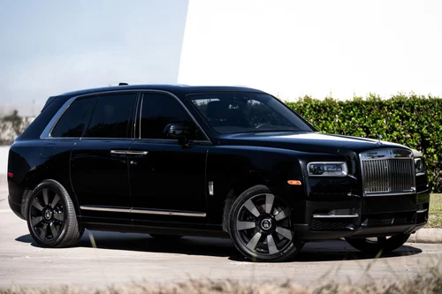 
           
        2023 Rolls-Royce Cullinan