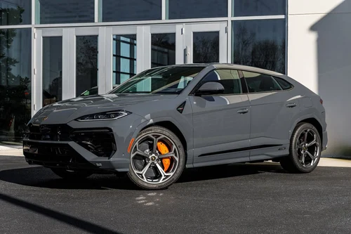 
           New 
        2025 Lamborghini Urus SE