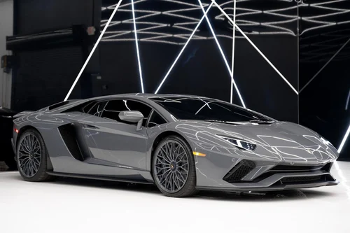 
           
        2020 Lamborghini Aventador S