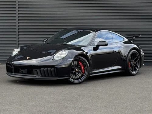 
           
        2026 Porsche 911 Carrera GTS