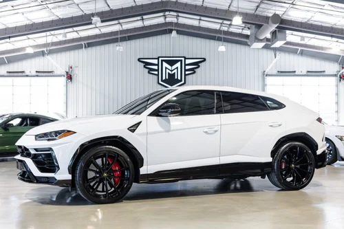 
           
        2022 Lamborghini Urus
