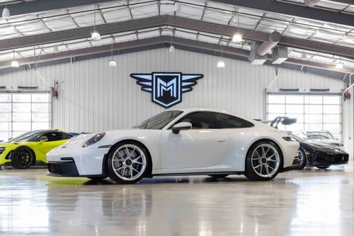 
           
        2022 Porsche 911