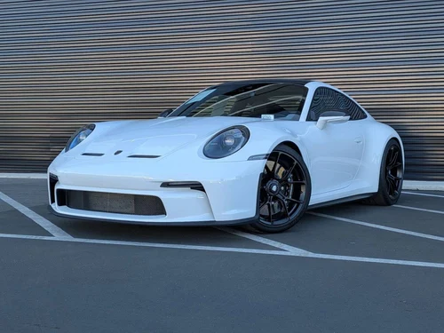 
           
        2024 Porsche 911