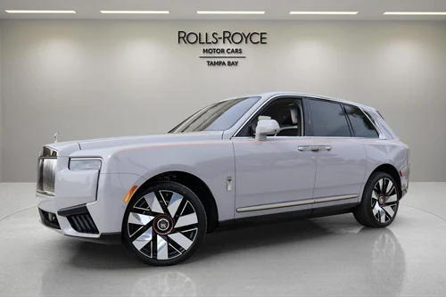 
           New 
        2026 Rolls-Royce Cullinan Sport Utility