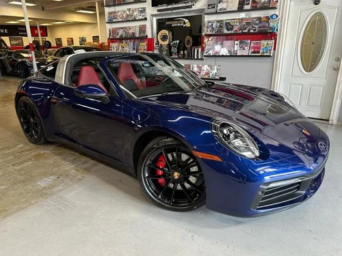 
           
        2024 Porsche 911 Targa 4S