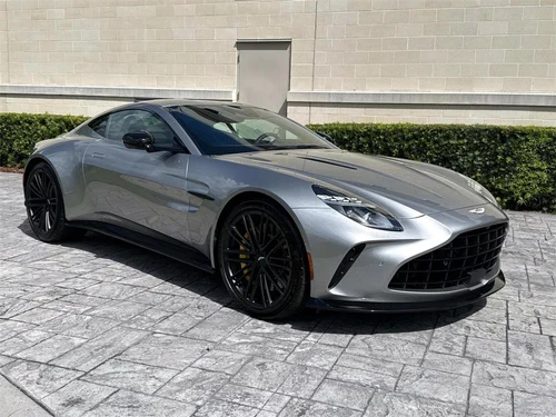 2025 Aston Martin Vantage Base