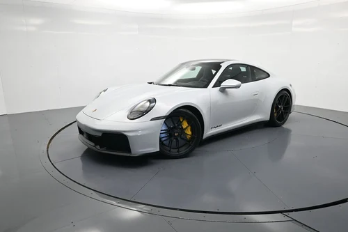 
           
        2025 Porsche 911 Carrera GTS