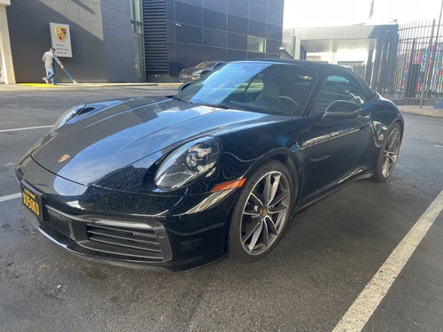 
           
        2021 Porsche 911 Carrera