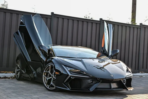
           New 
        2026 Lamborghini Revuelto
