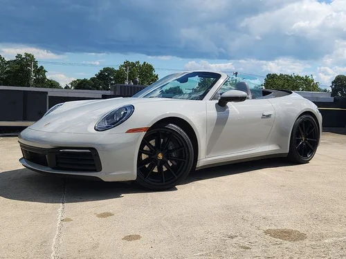 
           
        2022 Porsche 911