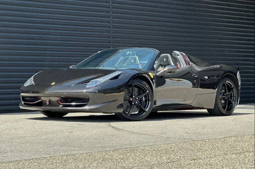 
           
        2013 Ferrari 458 Spider Base