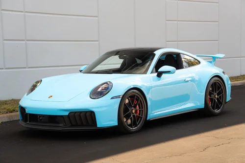 
           
        2026 Porsche 911 Carrera 4 GTS