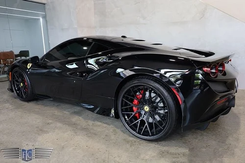
           
        2020 Ferrari F8
