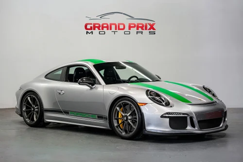 
           
        2016 Porsche 911 R