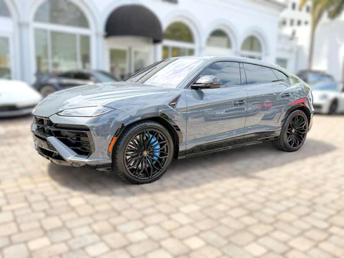 
           
        2025 Lamborghini Urus