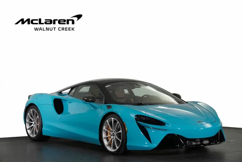 
           
        2023 McLaren ARTURA TECHLUX