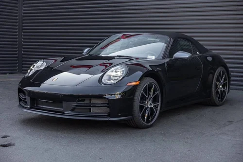 
           New 
        2026 Porsche 911 Carrera T