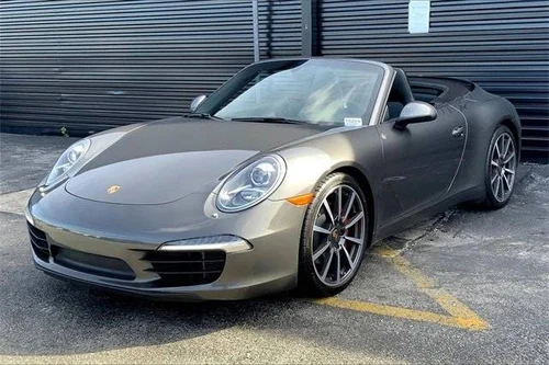 
           
        2014 Porsche 911
