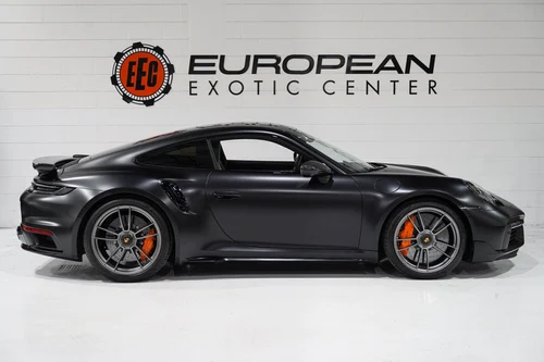 
           
        2024 Porsche 911